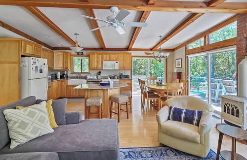 Truro House | Spacious 3BD-Near Ocean Beaches, Private Setting, Enclosed Outdoor Shower, Large Deck & A/C