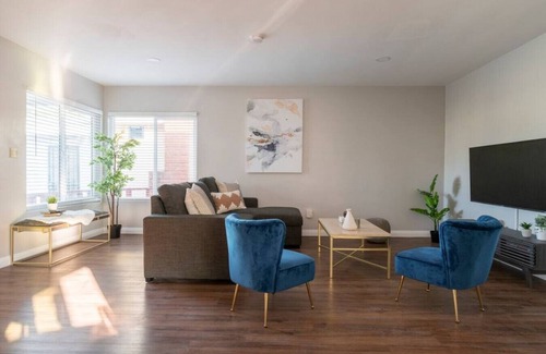 Del Aire House | Spacious 3BR/2BA Near LAX and Beaches