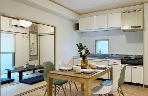 Hiroshima City Centre Apartment | Spacious 3BR Apt for 9 ppl near PeacePark