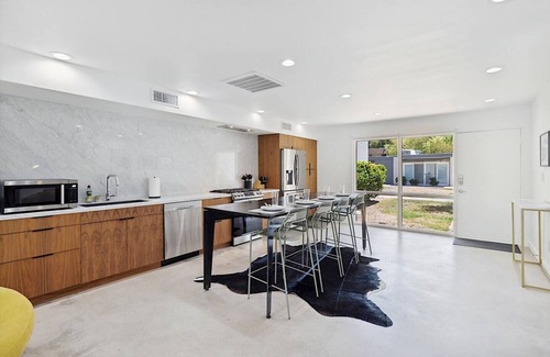 Heatherbrae House Condo | Spacious 3BR Condo in Old Town