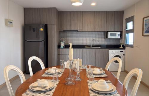 Ban Mai Apartment | Spacious 3BR near Impact, Pink Line MRT & Don Mueang Airport
