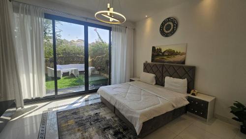 Dubai Villa | Spacious 3BR Townhouse Villa