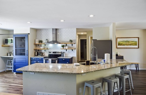 Cheyenne Meadows House | Spacious 4 Bed, Central AC, Fire Pit, Grill, Games