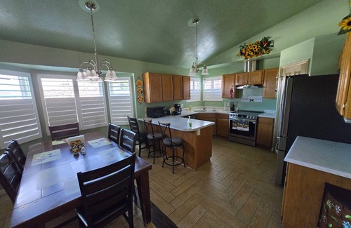 West Valley City House | Spacious 4-bedroom house with AC, WiFi in terrific West Valley City