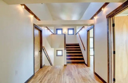 Sedro-Woolley House | Spacious 4-bedroom house with AC in Sedro-Woolley