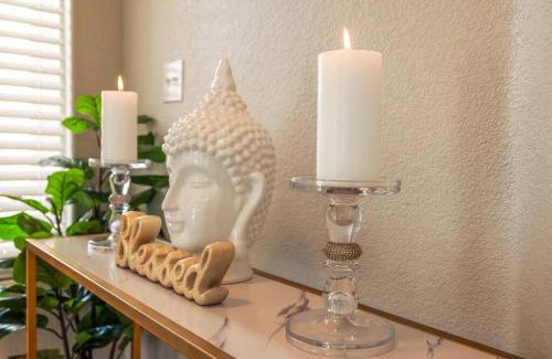 Centennial Hills Apartment | Spacious 4 Bedroom 3 Bath House