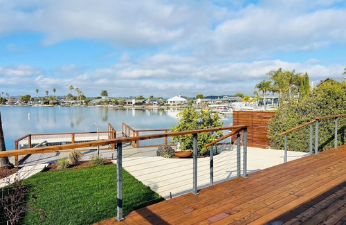 Novato House | Spacious 4-bedroom, 3- bath waterfront glass house!