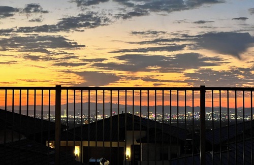 Las Vegas House | Spacious 4-bedroom house with Strip Views 20 Minutes from Strip