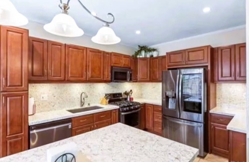 Ivey Ranch - Rancho Del Oro House | Spacious 4-bedroom house with hot tub and spa-like backyard. Home away from home