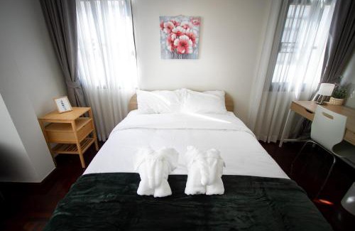 Khlong Tan Villa | Spacious 4-Bedroom Oasis in the Heart of Sukhumvit