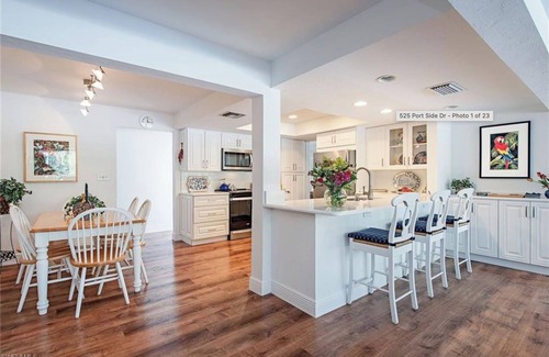 Moorings House | Spacious 4-bedroom pool house in Moorings neighborhood of Naples