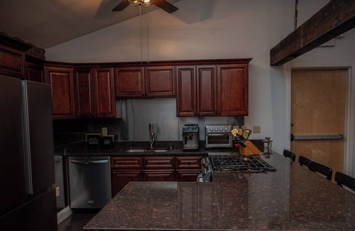 College Hill Apartment | Spacious 4-bedroom riverfront loft apartment