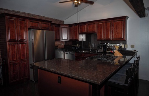 College Hill Apartment | Spacious 4-bedroom riverfront loft apartment