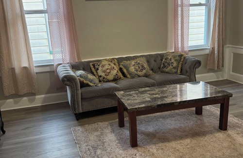 East Orange Apartment | Spacious 4-bedroom apartment in nice East Orange with WiFi, AC