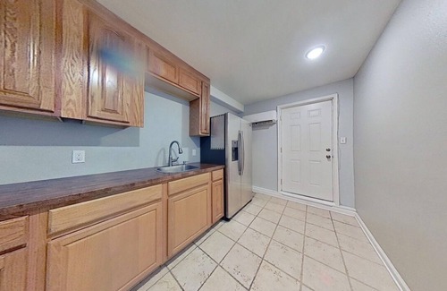 Tallahassee House | Spacious 4-bedroom townhome with WiFi and AC in enchanting Tallahassee