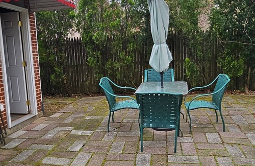 Hillcrest Heights House | Spacious 4-bedroom house in delightful Temple Hills with WiFi, AC.