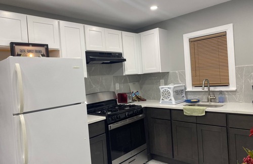 Lower Vailsburg House | SPACIOUS 4 BEDROOMS 12 MINS TO NEWARK AIRPORT