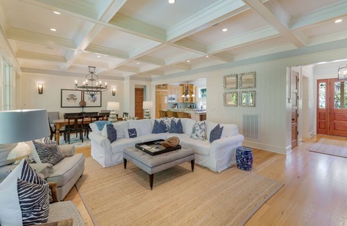 Vanderhorst Plantation House | Spacious 4BD w/Guest House! Private Pool + Hot Tub