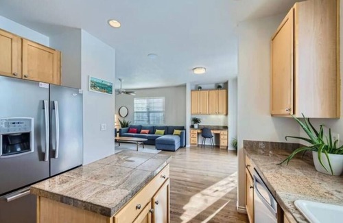 Lafayette House | Spacious 4BDR Retreat in Lafayette