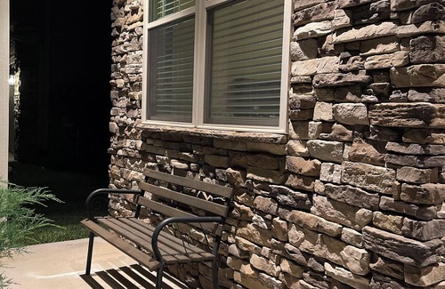 Ashley Oaks House | Spacious 4BR/3BA Home with Hot Tub & Gym – 20 Mins to UT Knoxville!