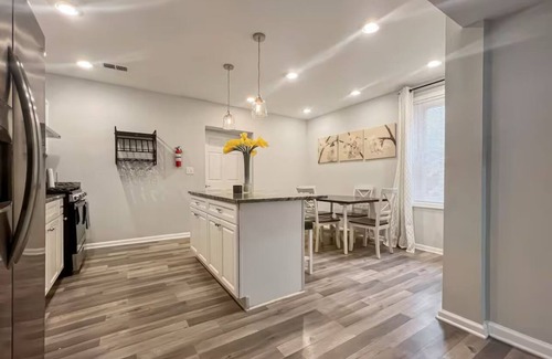Fort Dupont House | Spacious 4BR Row House – Perfect for Families & Groups!