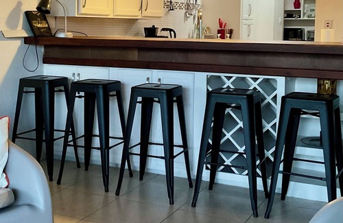 Whitehall House | Spacious 5-Bedroom Retreat – Sleeps 10 (+ Optional Apartment for 2 More!)