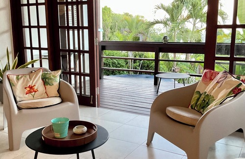 Whitehall House | Spacious 5-Bedroom Retreat – Sleeps 10 (+ Optional Apartment for 2 More!)