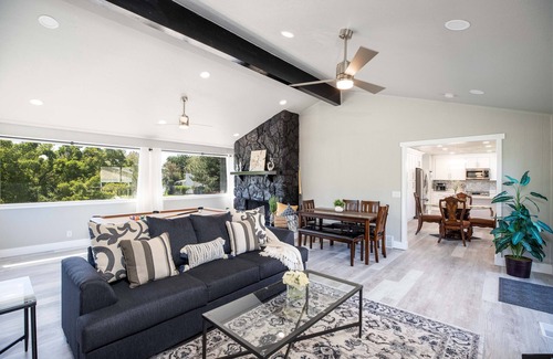 Sandy House | Spacious 5-Bedroom Home Near Mountains in Salt Lake City