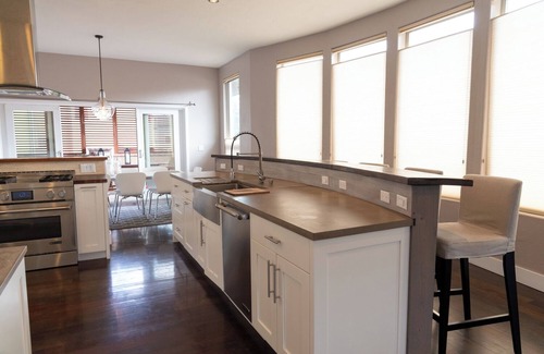 Dakota Ridge - Northbriar House | Spacious 5-bedroom Home with Gorgeous Mountain Views & Trails in North Boulder