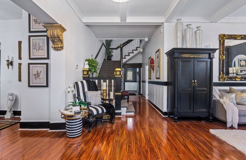 Opelika House | Spacious 5-bedroom house with WiFi, AC in welcoming Opelika