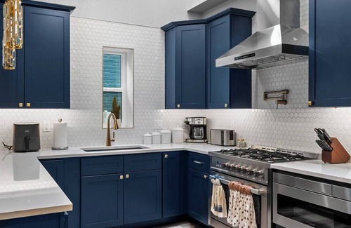 Uptown House | Spacious 5-bedroom house in cool Denver Downtown