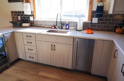 Kamas Cabin | Spacious 5 queen beds in an elegant bunkhouse lodge in beautiful Kamas Utah