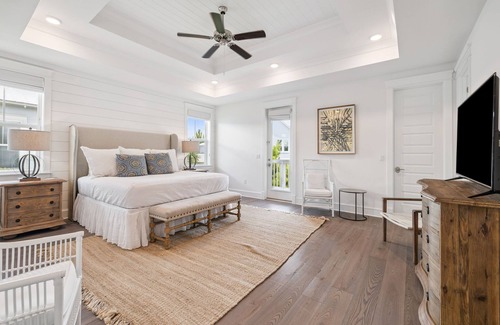 Santa Rosa Beach Hotel | Spacious 5BR 30A Home Golf Cart Pool Bikes