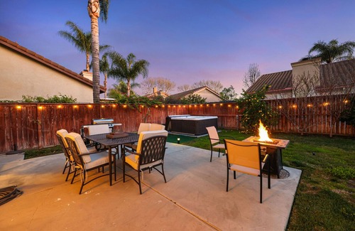 Ivey Ranch - Rancho Del Oro House | Spacious 5BR, 4 Bath With Hot Tub & Pool Table Only 5 Mi to Beach