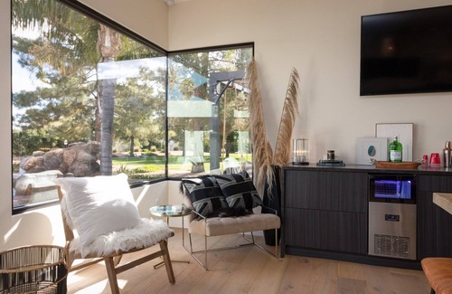 Shea North Estates House | Spacious 6-bdrm Resort home in Scottsdale , Sleeps 16+ fitness room, Pickleball