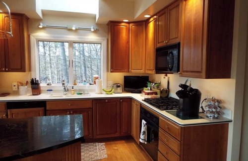 West Hartford House | Spacious 6-bedroom house in charming Quechee. Family friendly, all seasons!