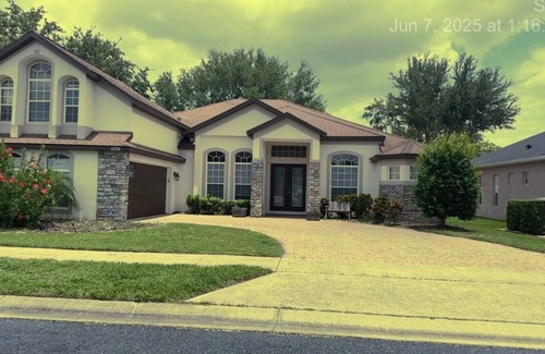 Sanford House | Spacious 6-bedroom house in charming Sanford with AC, laundry room, and parking.