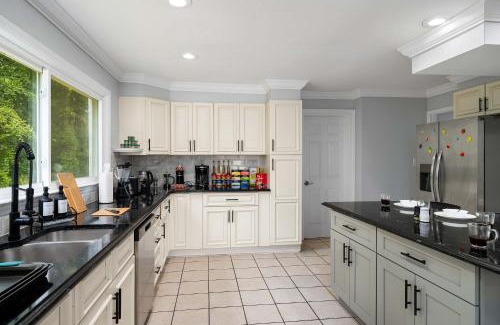 White Plains House | Spacious 6BR Getaway Game Room Firepit NYC