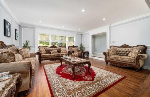 White Plains House | Spacious 6BR Getaway Game Room Firepit NYC