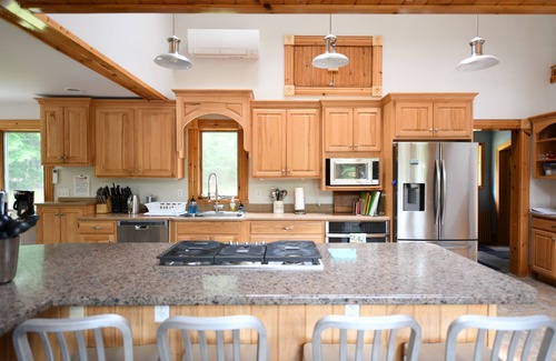 West Bridgton House | Spacious 8 bedroom 4 bathroom home with private water frontage on Moose Pond!