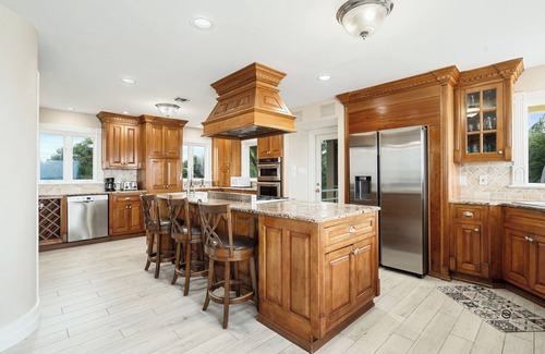 Florida Keys House | Spacious 8-bedroom house with AC and WiFi in charming Marathon pres week open