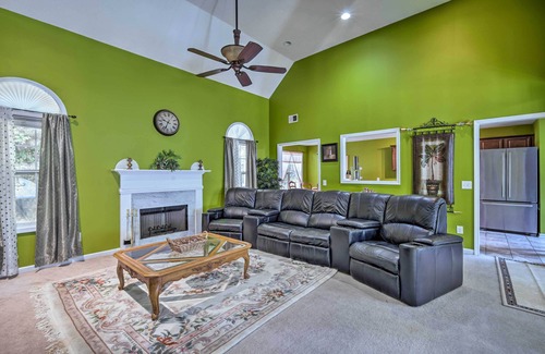 Acworth House | Spacious Acworth Home w/Deck ~ 1 Mi to Lake