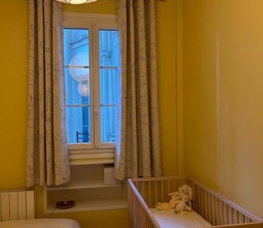 Passy Apartment | Spacious and Charming 2BR Apartment - Paris 16th