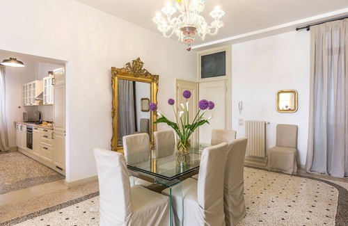 San Marco Apartment | Spacious and Charming Apartment Near Fenice Theatre