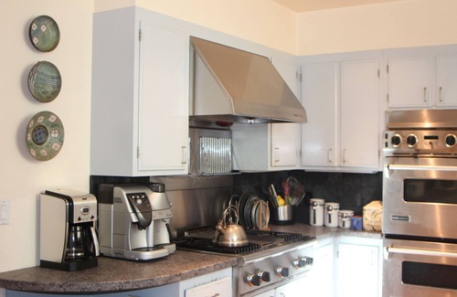 Marina District House | Spacious and Charming Marina District Home Steps from the Bay