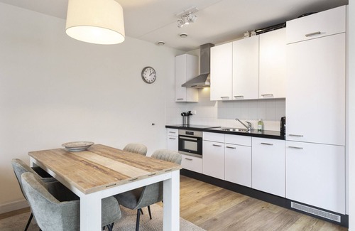 Merenwijk Apartment | Spacious and luxurious first flloor apartment with balcony- Kaag (9)