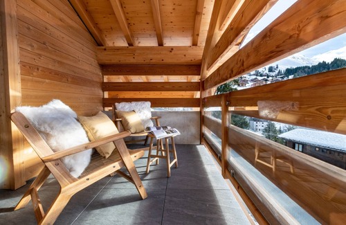 Le Chinaillon Apartment | Spacious and modern apartment with views