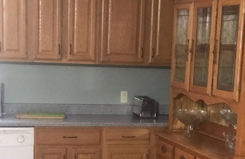 Marion House | Spacious and private two bedroom apartment just 30 minutes from Asheville.