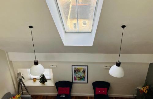 Stamford House | Spacious and Refreshing 3-4 Bed Stamford House!