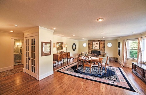 Cleveland House | Spacious and Stunning Cleveland Getaway on 1 Acre